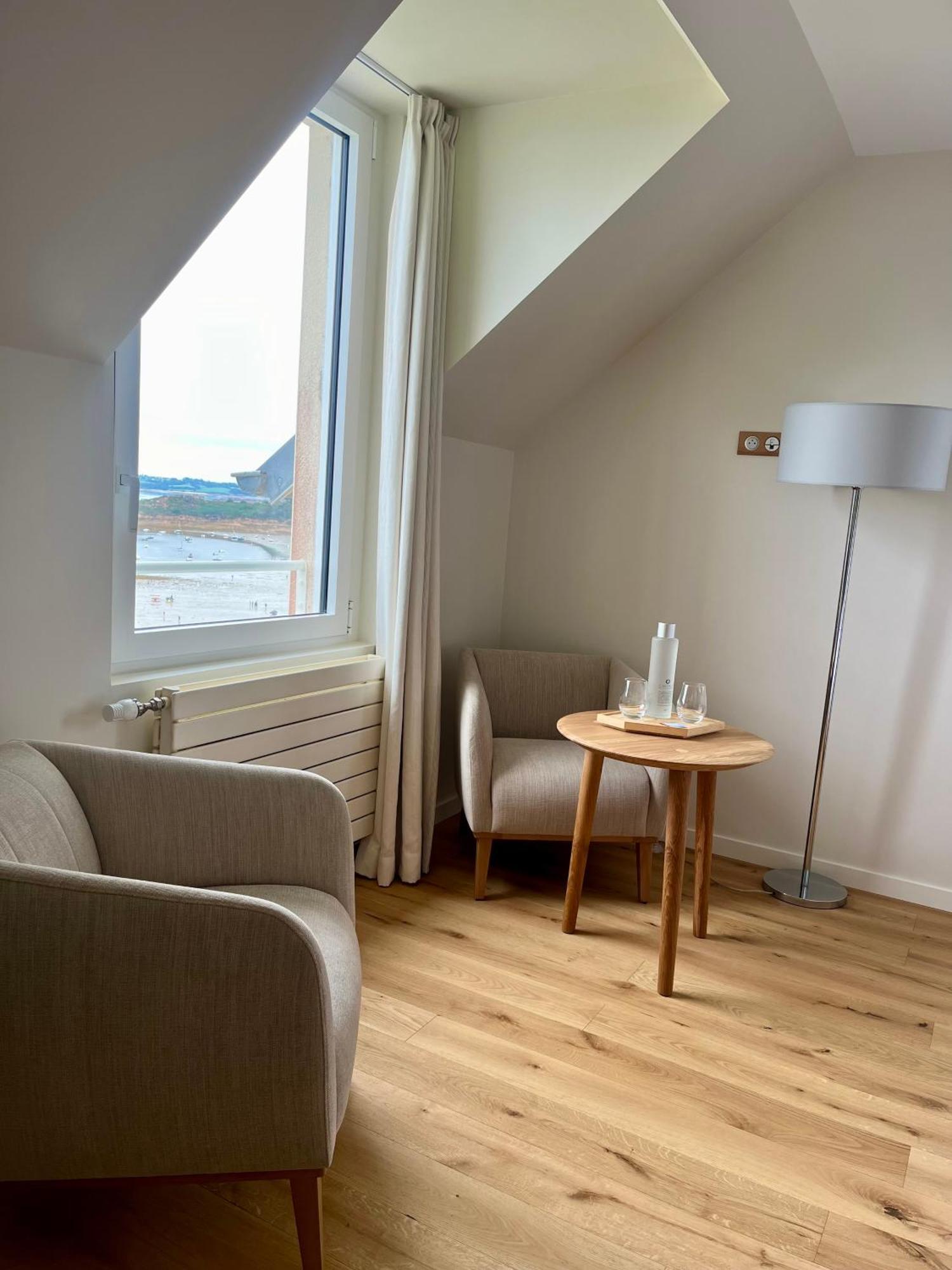 Logis De Hotel Carantec