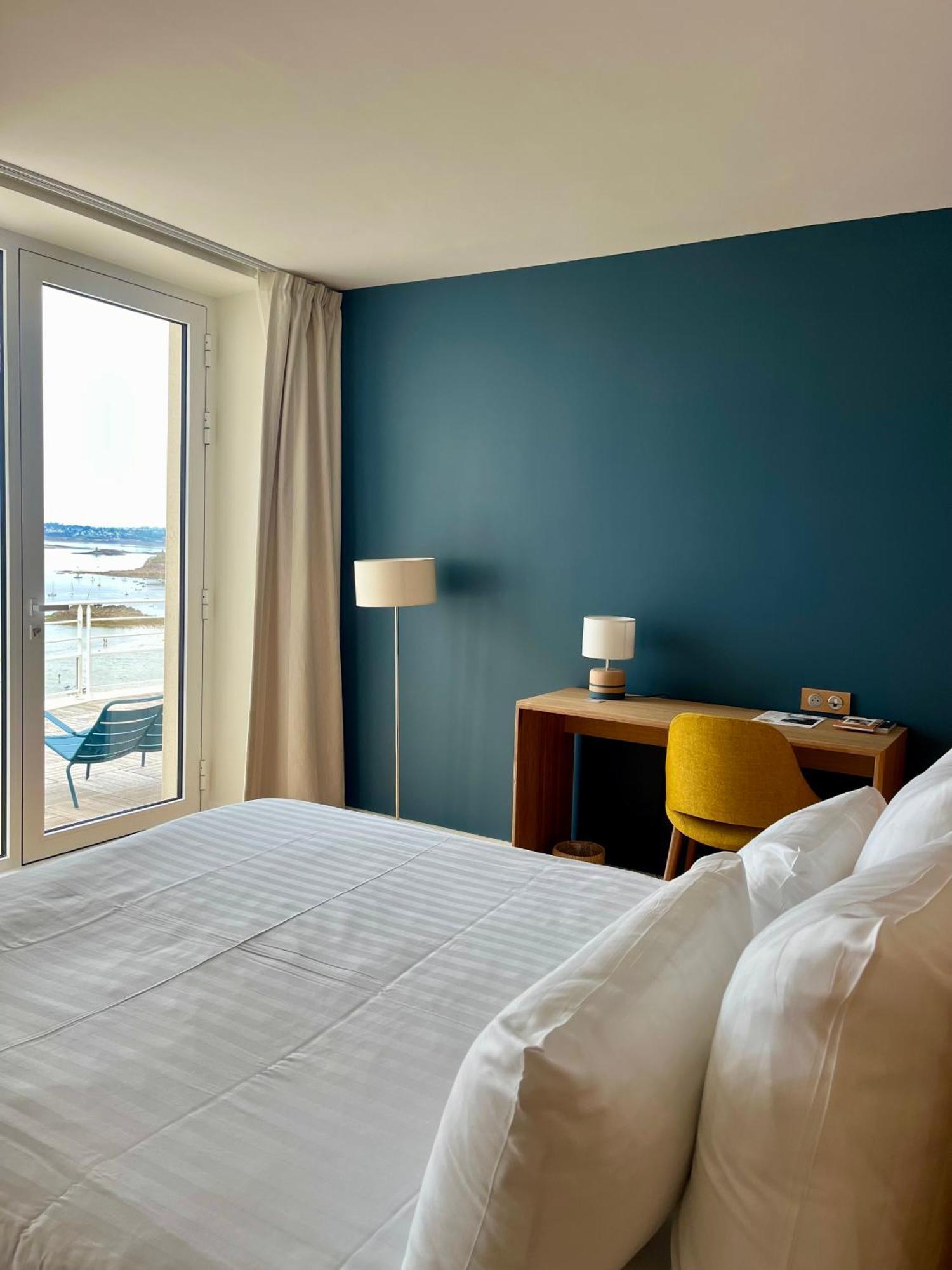 Logis De Hotel