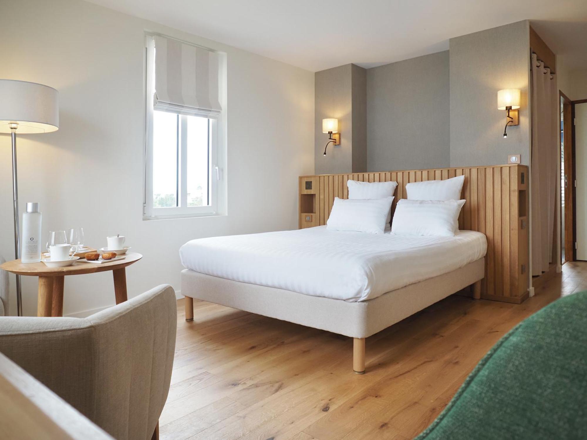 Logis De Hotel Carantec
